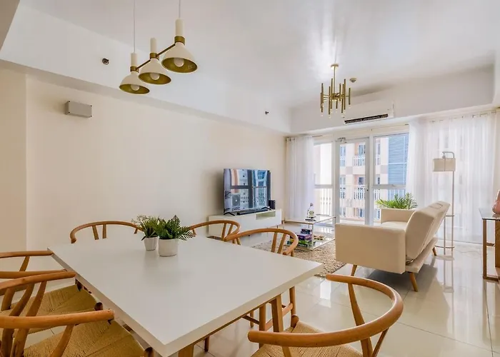 Apartment Minimalist Haven 3br Unit At Mckinley Hill *