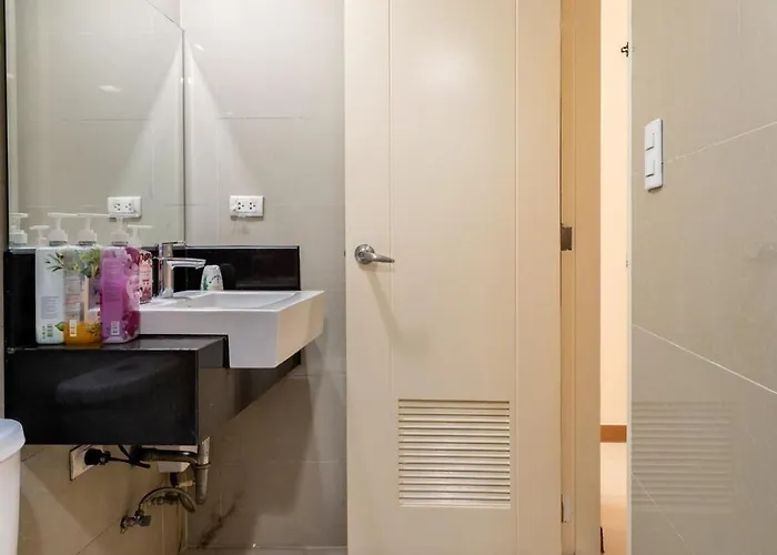 Minimalist Haven 3br Unit At Mckinley Hill * Manila