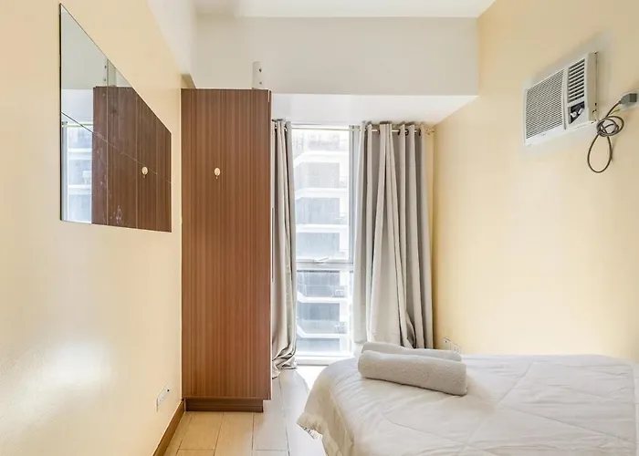 Apartment Minimalist Haven 3br Unit At Mckinley Hill *