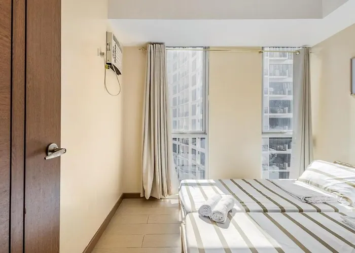 Apartment Minimalist Haven 3br Unit At Mckinley Hill