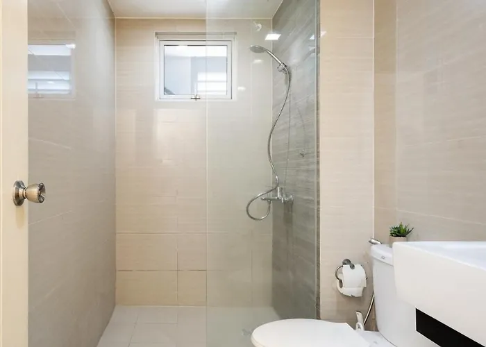 Minimalist Haven 3br Unit At Mckinley Hill