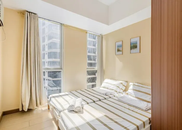 Apartment Minimalist Haven 3br Unit At Mckinley Hill